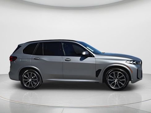 New 2026 BMW X5 xDrive40i AWD/4WD image 9