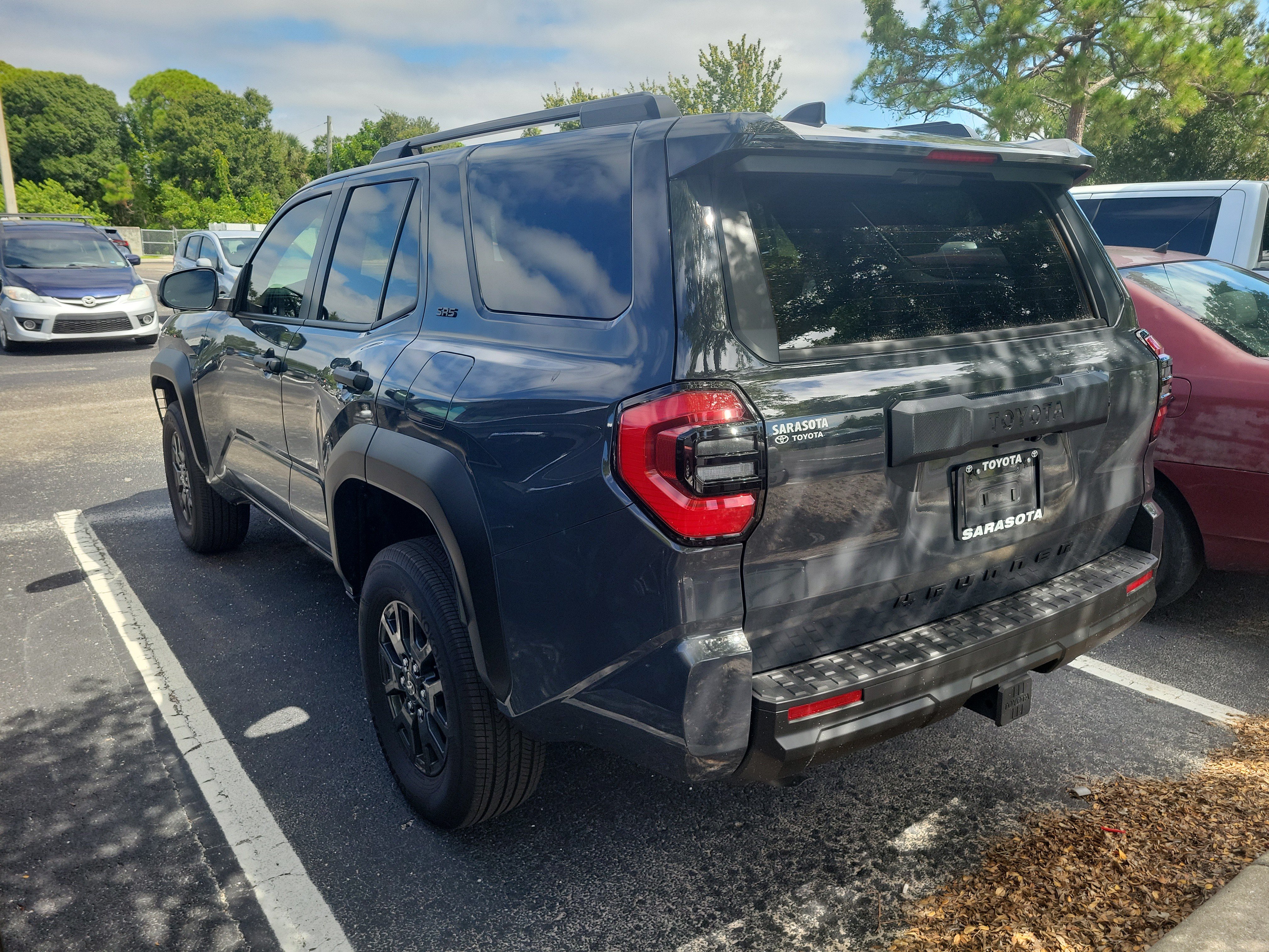 Used 2026 Toyota 4Runner SR5 AWD/4WD image 7