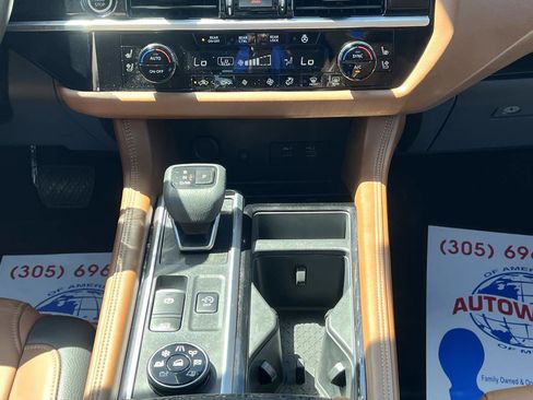 Used 2022 Nissan Pathfinder Platinum w/ Cargo Package image 54