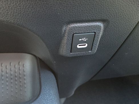 Used 2026 Toyota Corolla SE FWD image 16
