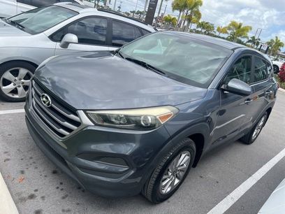 Used 2018 Hyundai Tucson SE w/ Cargo Package
