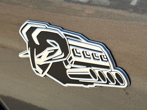 New 2026 RAM 1500 Laramie w/ Night Edition AWD/4WD image 7