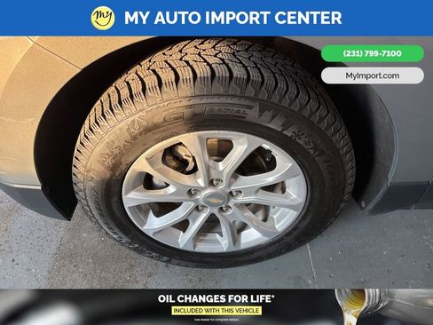 Used 2019 Chevrolet Equinox LT image 9