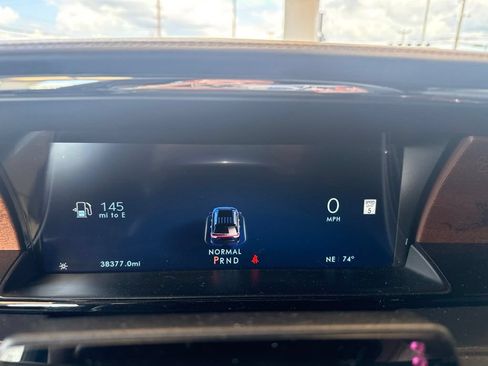 Used 2023 Lincoln Navigator Black Label AWD/4WD image 17