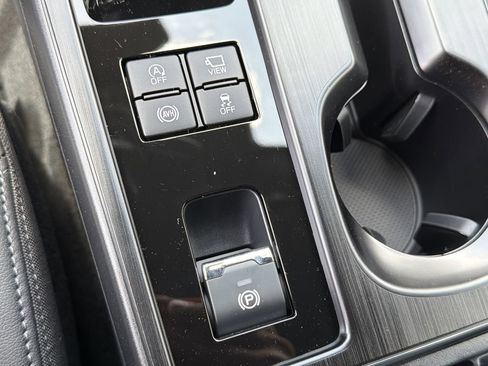 New 2026 Subaru Outback Touring AWD/4WD image 27