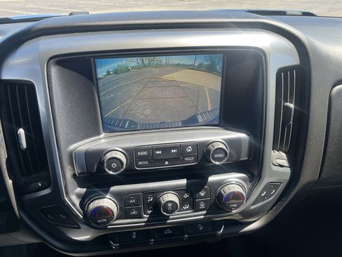 Used 2018 Chevrolet Silverado 1500 LT w/ All Star Edition AWD/4WD image 24