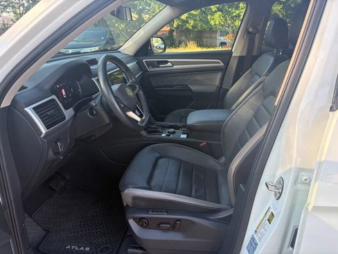 Used 2021 Volkswagen Atlas SEL Premium AWD/4WD image 9