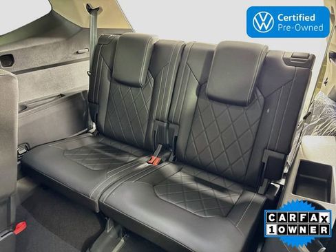 Certified 2025 Volkswagen Atlas SEL Premium R-Line AWD/4WD image 34