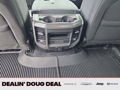 New 2026 RAM 1500 4x4 Crew Cab image 25