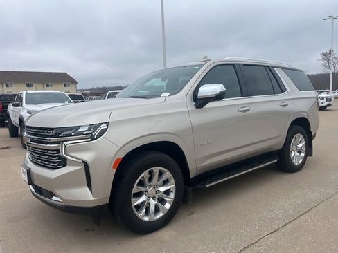 Used 2024 Chevrolet Tahoe Premier w/ Advanced Technology Package image 8