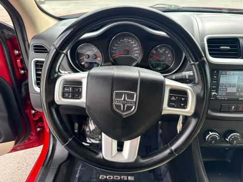 Used 2011 Dodge Avenger Mainstreet FWD image 14