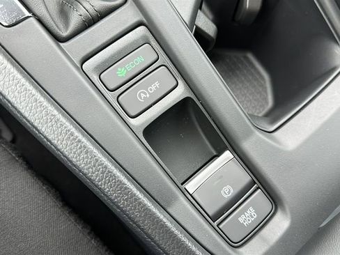 Used 2025 Honda Accord LX image 24