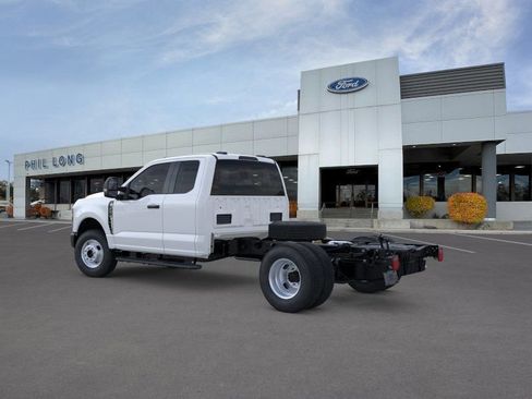 New 2025 Ford F350 XL w/ Snow Plow Prep Package AWD/4WD image 4