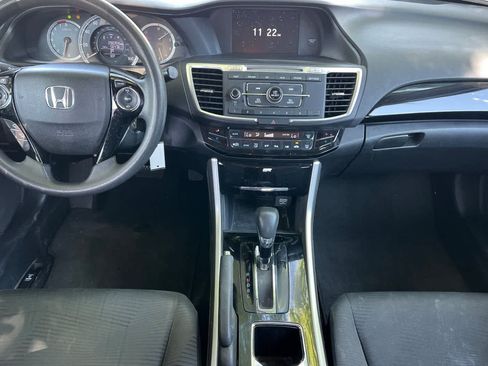 Used 2016 Honda Accord LX image 4