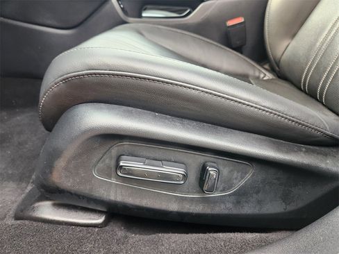 Used 2025 Honda HR-V EX-L image 23