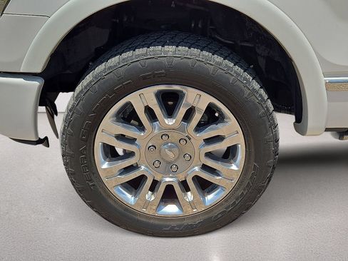 Used 2013 Ford F150 Platinum AWD/4WD image 10