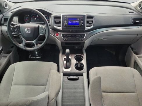 Used 2019 Honda Pilot LX image 11
