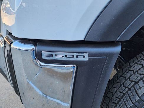 New 2026 GMC Sierra 3500 Pro w/ Convenience Package image 12