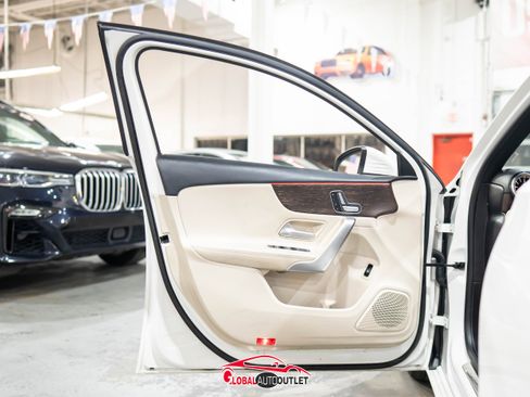 Used 2019 Mercedes-Benz A 220 image 37