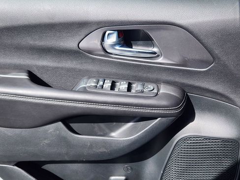 New 2026 Chrysler Voyager LX FWD image 22