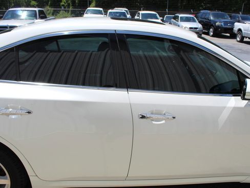 Used 2014 Nissan Maxima 3.5 SV w/ SV Value Package FWD image 12