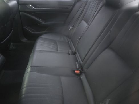 Used 2018 Honda Accord Touring image 20