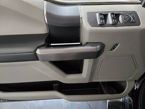 Used 2020 Ford F150 XLT w/ Trailer Tow Package image 28