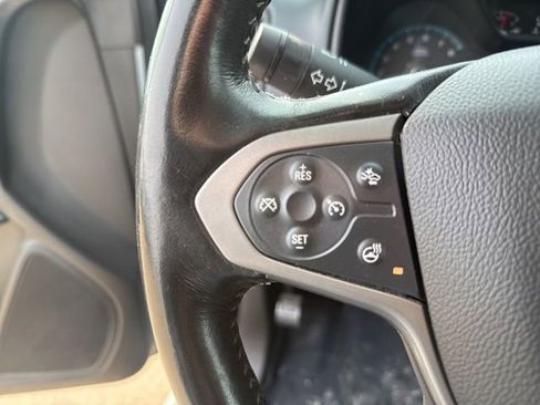 Used 2022 Chevrolet Colorado Z71 w/ Safety Package image 19