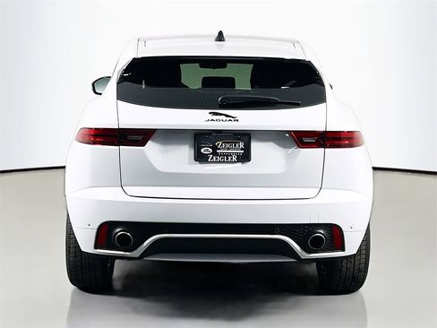 Certified 2024 Jaguar E-PACE R-Dynamic SE image 6