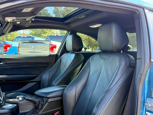 Used 2018 BMW M2 image 6