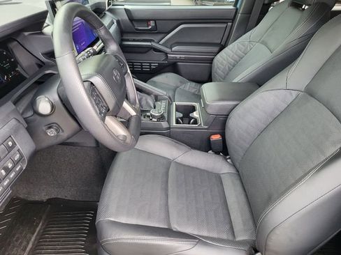 Used 2026 Toyota 4Runner TRD Off-Road Premium AWD/4WD image 12