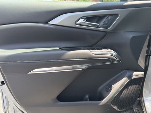 New 2026 Chevrolet Traverse LT w/ Driver Confidence Package FWD image 10