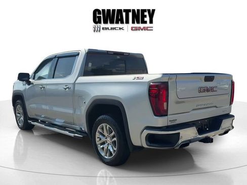 Used 2019 GMC Sierra 1500 SLT w/ SLT Premium Plus Package AWD/4WD image 7