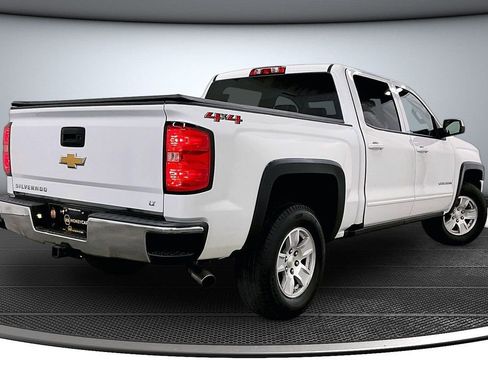 Used 2018 Chevrolet Silverado 1500 LT w/ All Star Edition AWD/4WD image 6