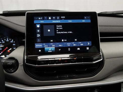 New 2026 Jeep Compass Limited image 21