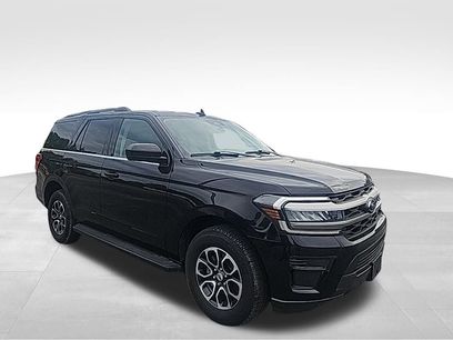 Used 2024 Ford Expedition XLT