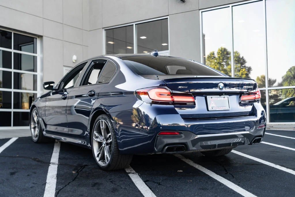 Used 2021 BMW M550i xDrive w/ Executive Package AWD/4WD image 13