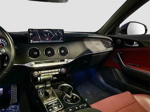 Used 2022 Kia Stinger GT-Line w/ Sun & Sound Package image 25