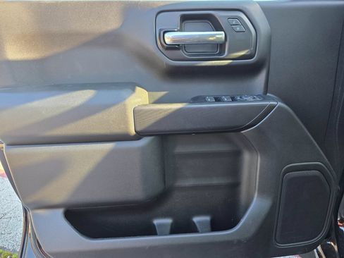 Used 2024 Chevrolet Silverado 1500 Custom AWD/4WD image 9