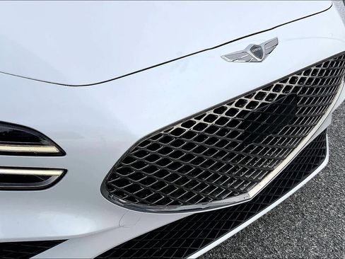 Used 2023 Genesis G70 2.0T image 54