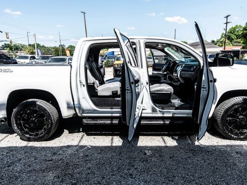 Used 2021 Toyota Tundra SR5 w/ SR5 Leather Package RWD image 18