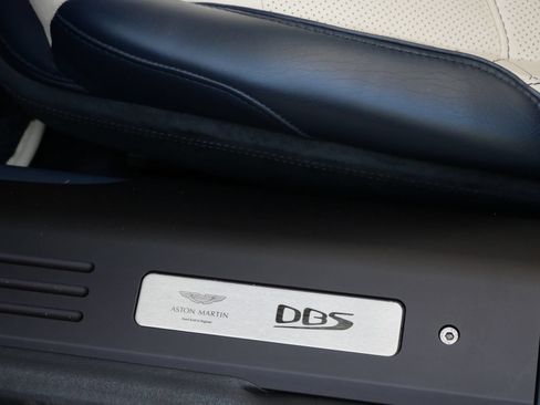 Used 2020 Aston Martin DBS Superleggera Volante RWD image 28