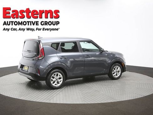 Used 2023 Kia Soul LX w/ LX Technology Package image 42