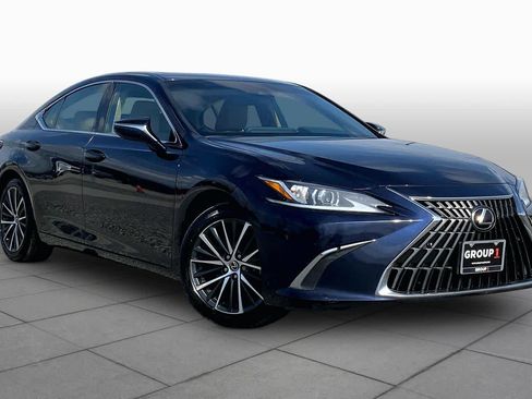 Used 2022 Lexus ES 350 w/ Premium Package image 3