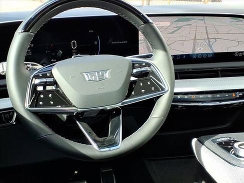 New 2026 Cadillac Optiq Luxury 1 image 5