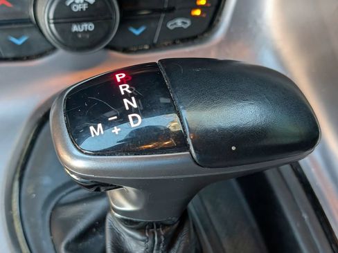 Used 2021 Dodge Challenger SXT RWD image 26