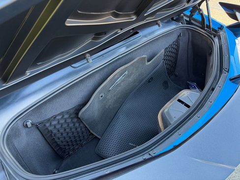 Used 2020 Chevrolet Corvette Stingray Premium Conv w/ 3LT Preferred Equipment Group image 31