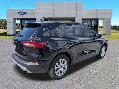Certified 2025 Ford Escape Active FWD image 2