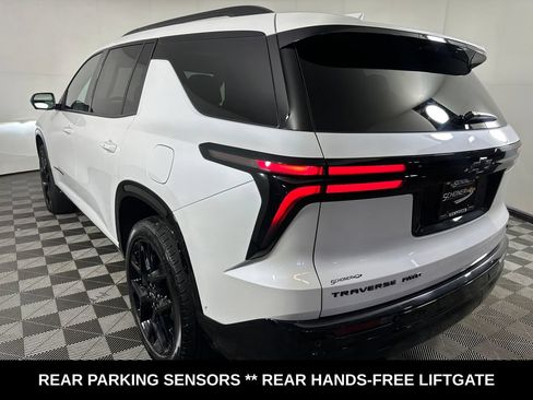 Used 2024 Chevrolet Traverse RS w/ LPO, Floor Liner Package AWD/4WD image 3