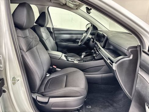Certified 2025 Hyundai Tucson SEL FWD image 25